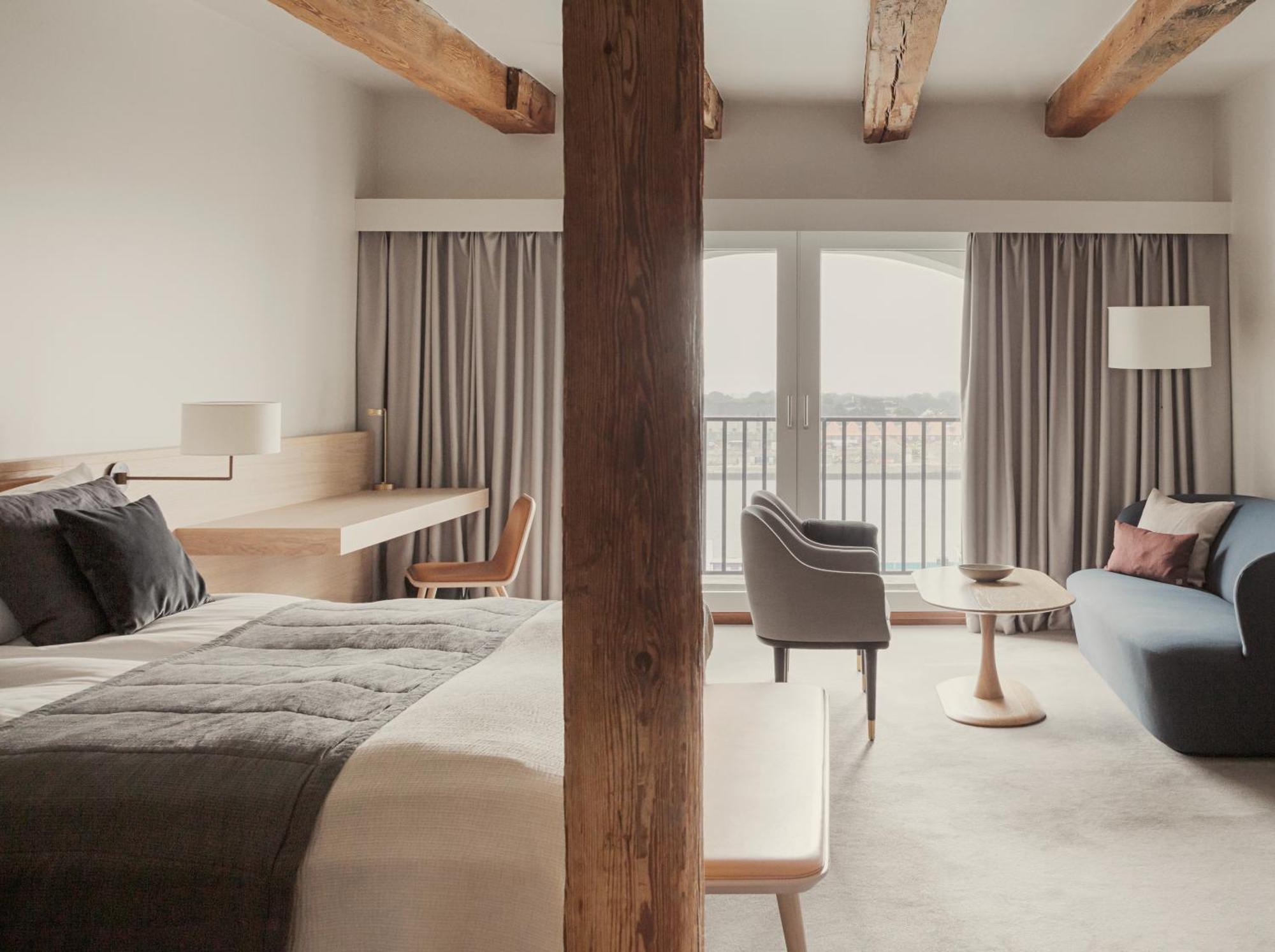 Admiral Hotel 5*
